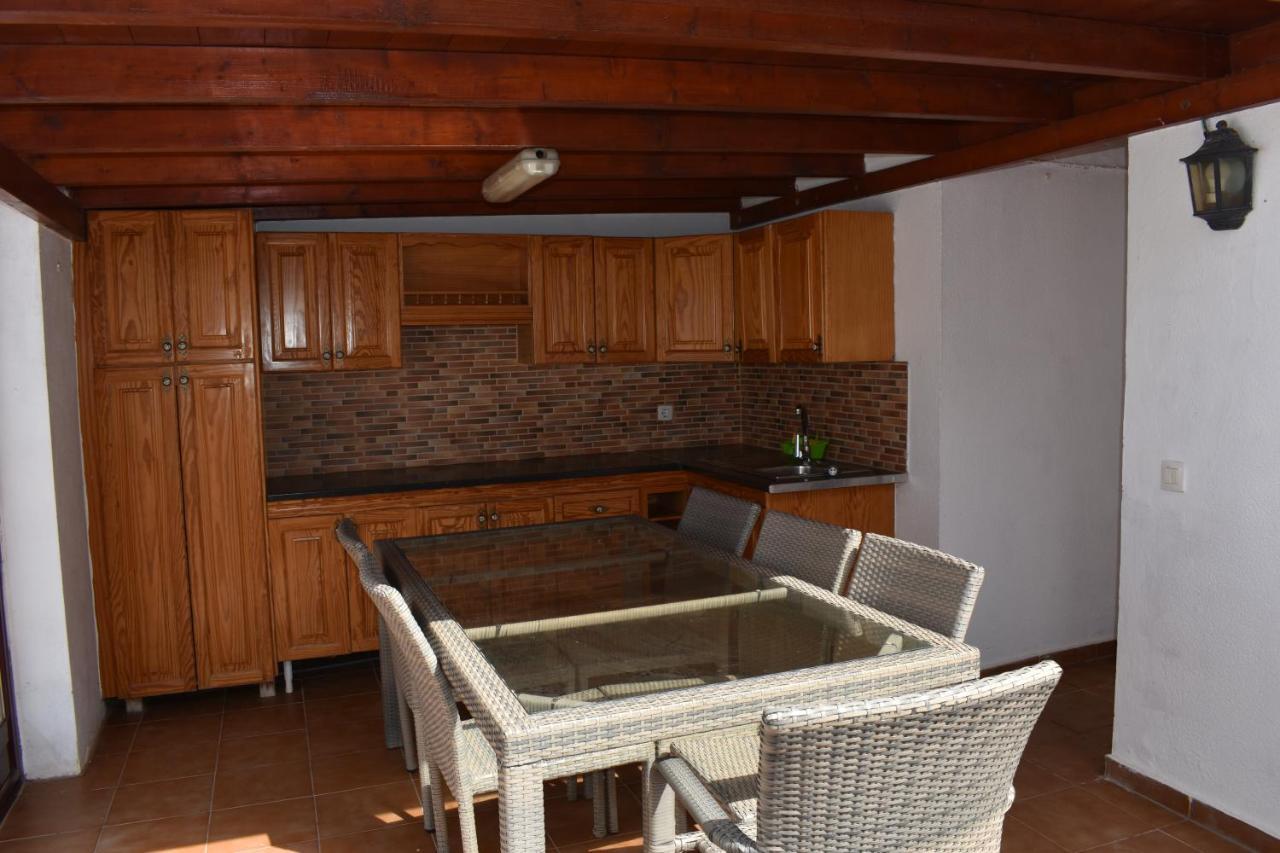 Villa Experience Heated Salty Water Pool Caleta De Fuste Exterior photo