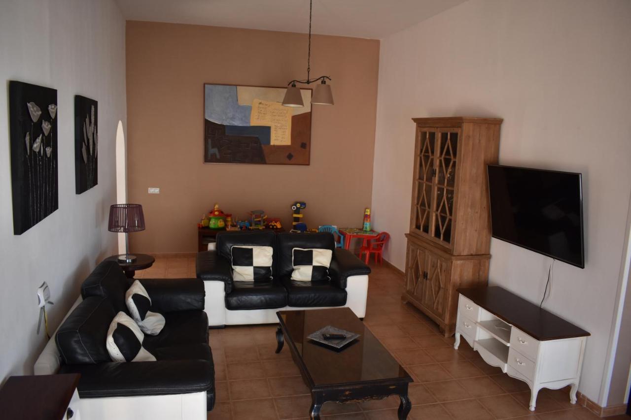Villa Experience Heated Salty Water Pool Caleta De Fuste Exterior photo