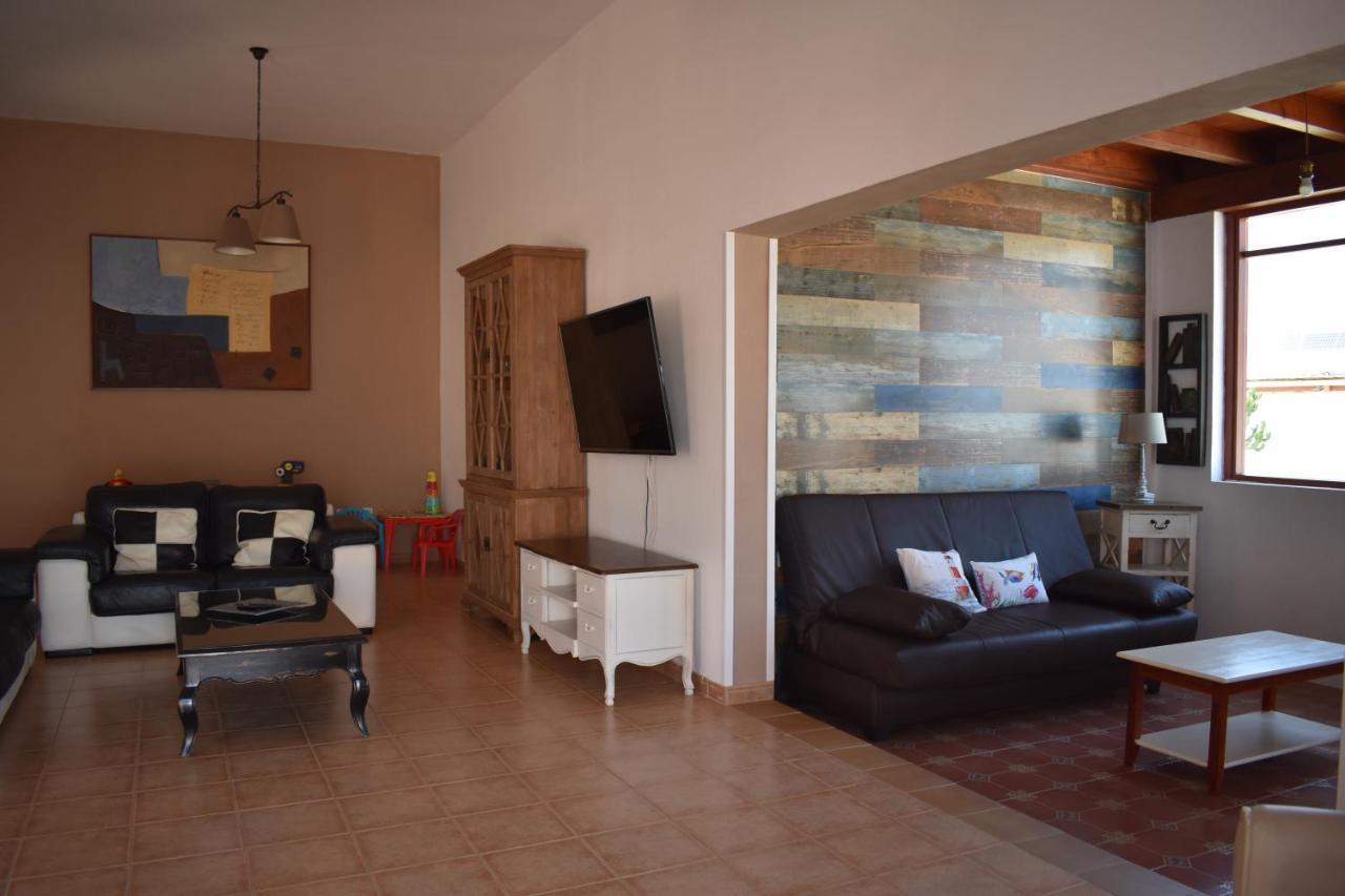 Villa Experience Heated Salty Water Pool Caleta De Fuste Exterior photo