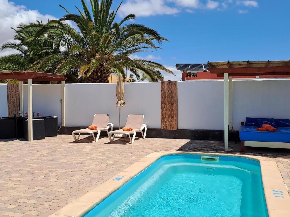Villa Experience Heated Salty Water Pool Caleta De Fuste Exterior photo