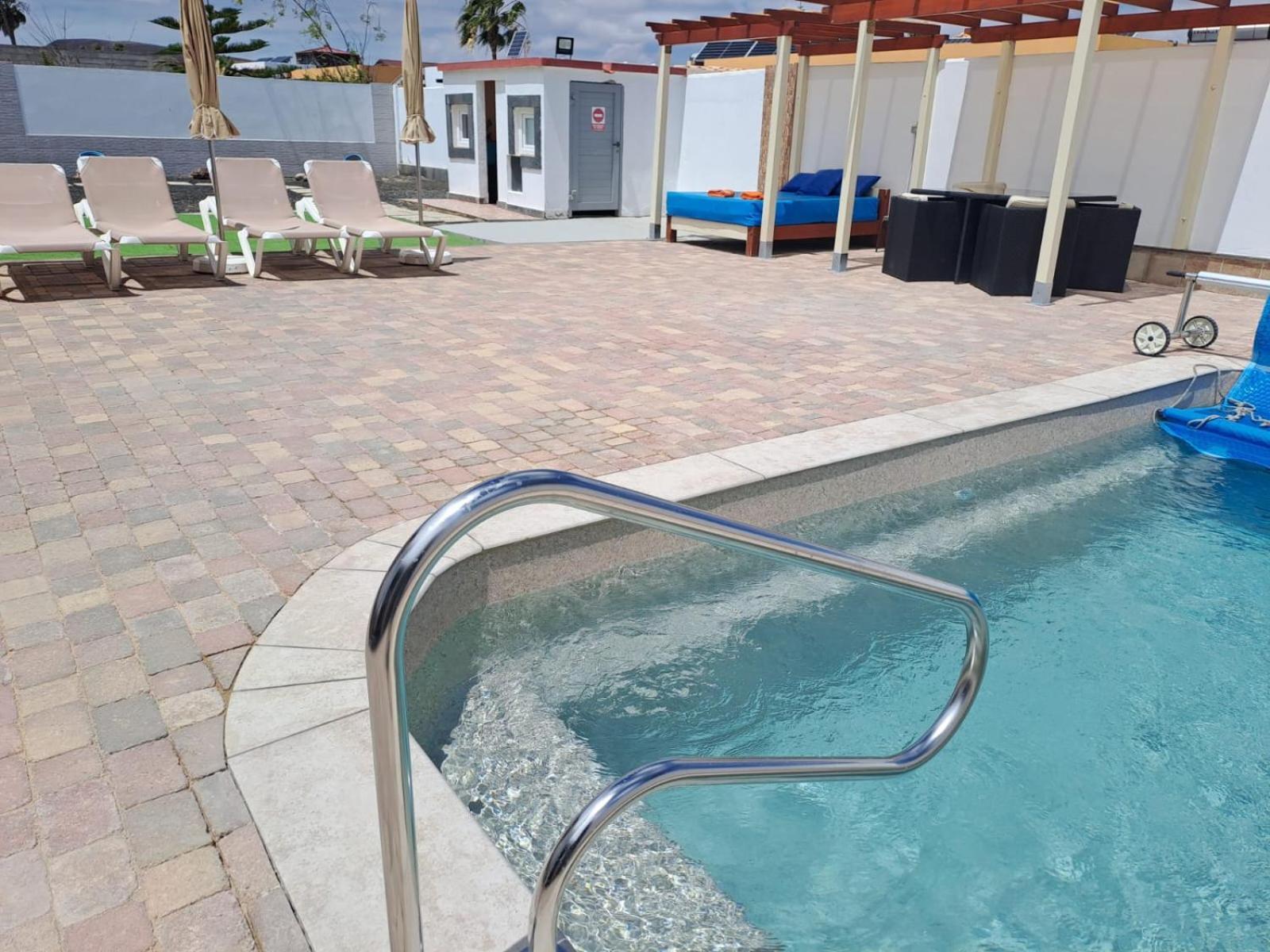 Villa Experience Heated Salty Water Pool Caleta De Fuste Exterior photo